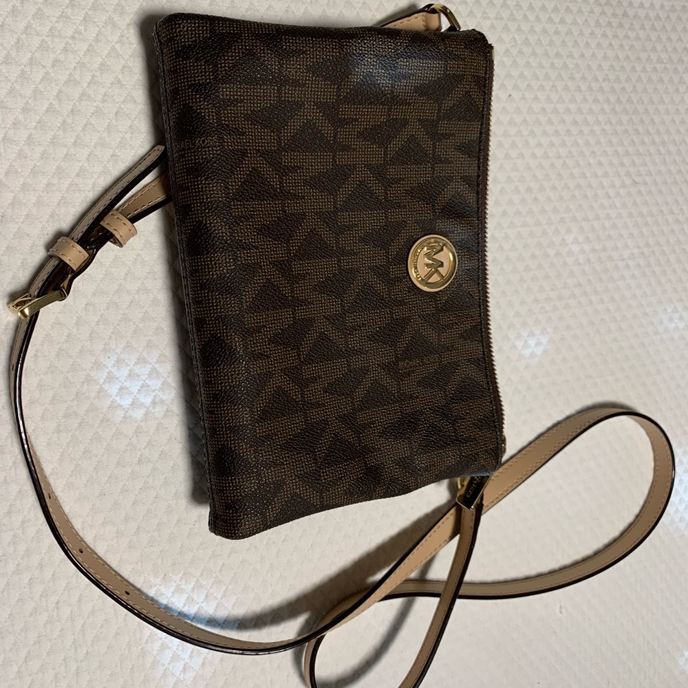 MK Michael Kors Crossbody Purse w/ Wallet